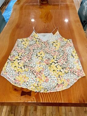 Loft Flowy Tank Top - size L